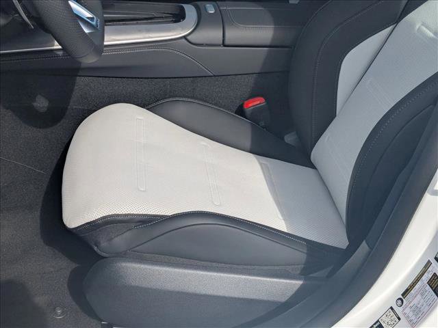 New 2026 Mercedes-Benz E 53 AMG e 4MATIC Sedan image 4