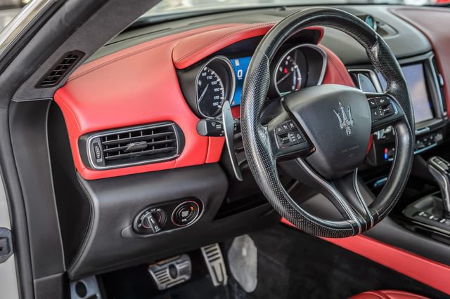 Used 2019 Maserati Levante GranSport AWD/4WD image 27