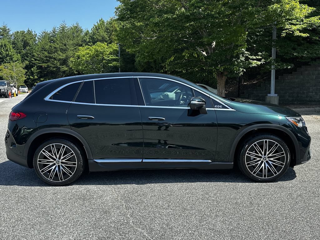 Certified 2023 Mercedes-Benz EQE 500 4MATIC SUV w/ Pinnacle Trim Package image 9