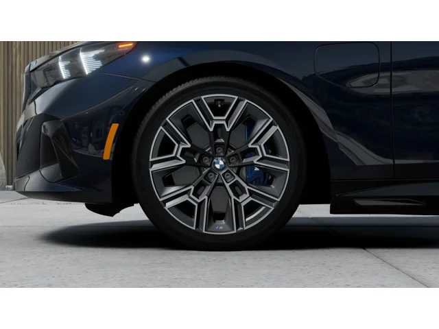 New 2027 BMW 550e xDrive w/ Premium Package AWD/4WD image 7