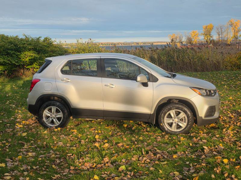 Used 2018 Chevrolet Trax LS image 18