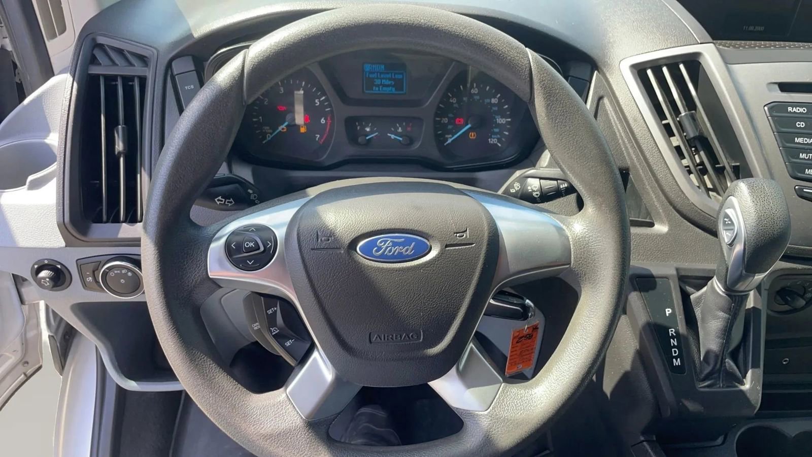 Used 2017 Ford Transit 350 XLT RWD image 10