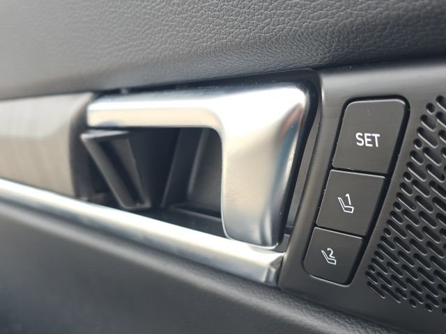 Used 2023 Kia Telluride SX image 23