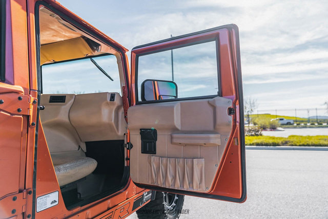 Used 2002 HUMMER H1 4-Door Wagon image 46