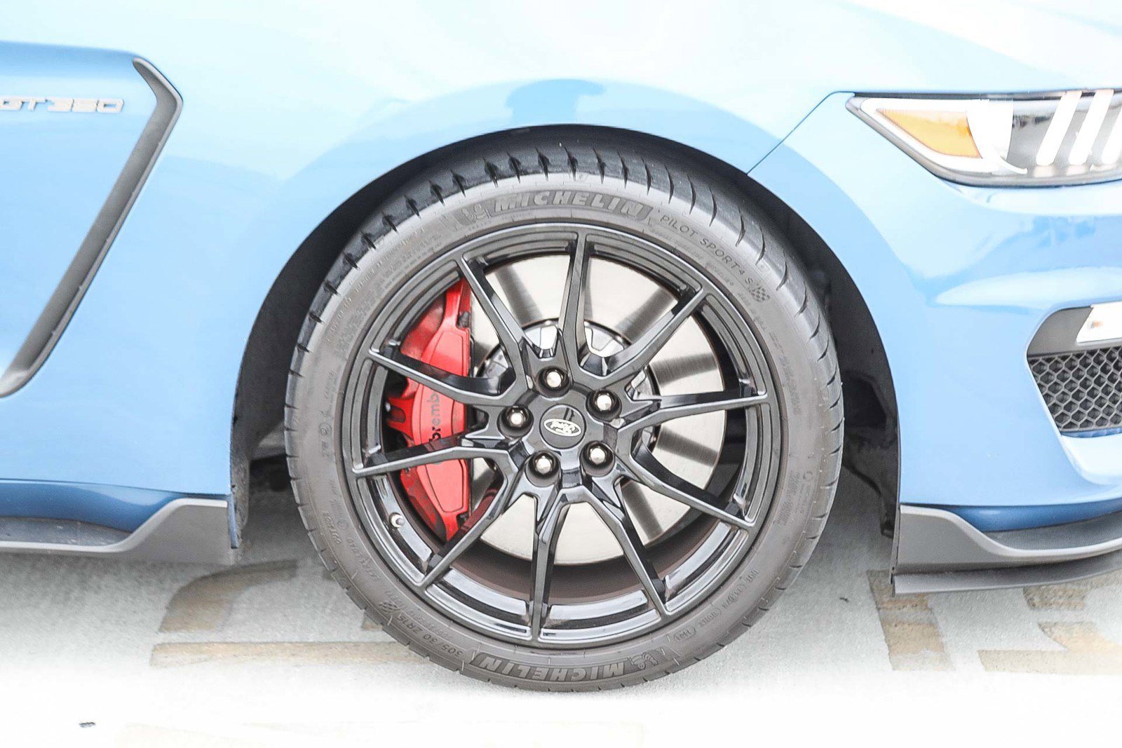 Used 2020 Ford Mustang Shelby GT350 image 10