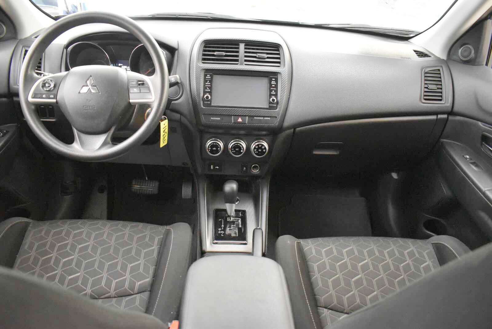 Used 2024 Mitsubishi Outlander Sport LE AWD/4WD image 14