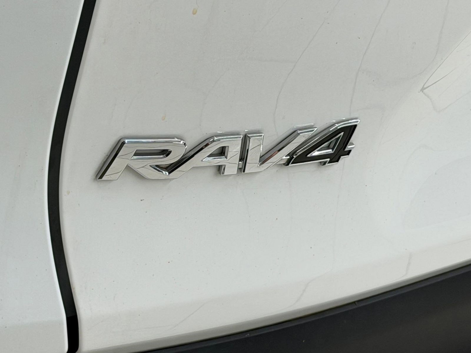 Used 2023 Toyota RAV4 XLE AWD/4WD image 31
