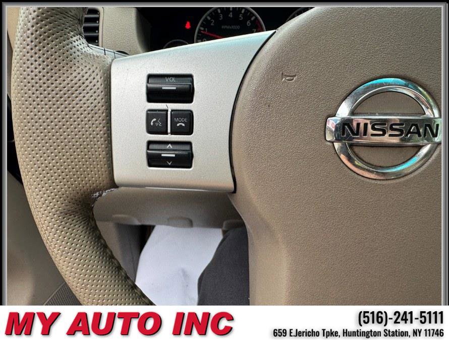 Used 2011 Nissan Pathfinder LE image 21