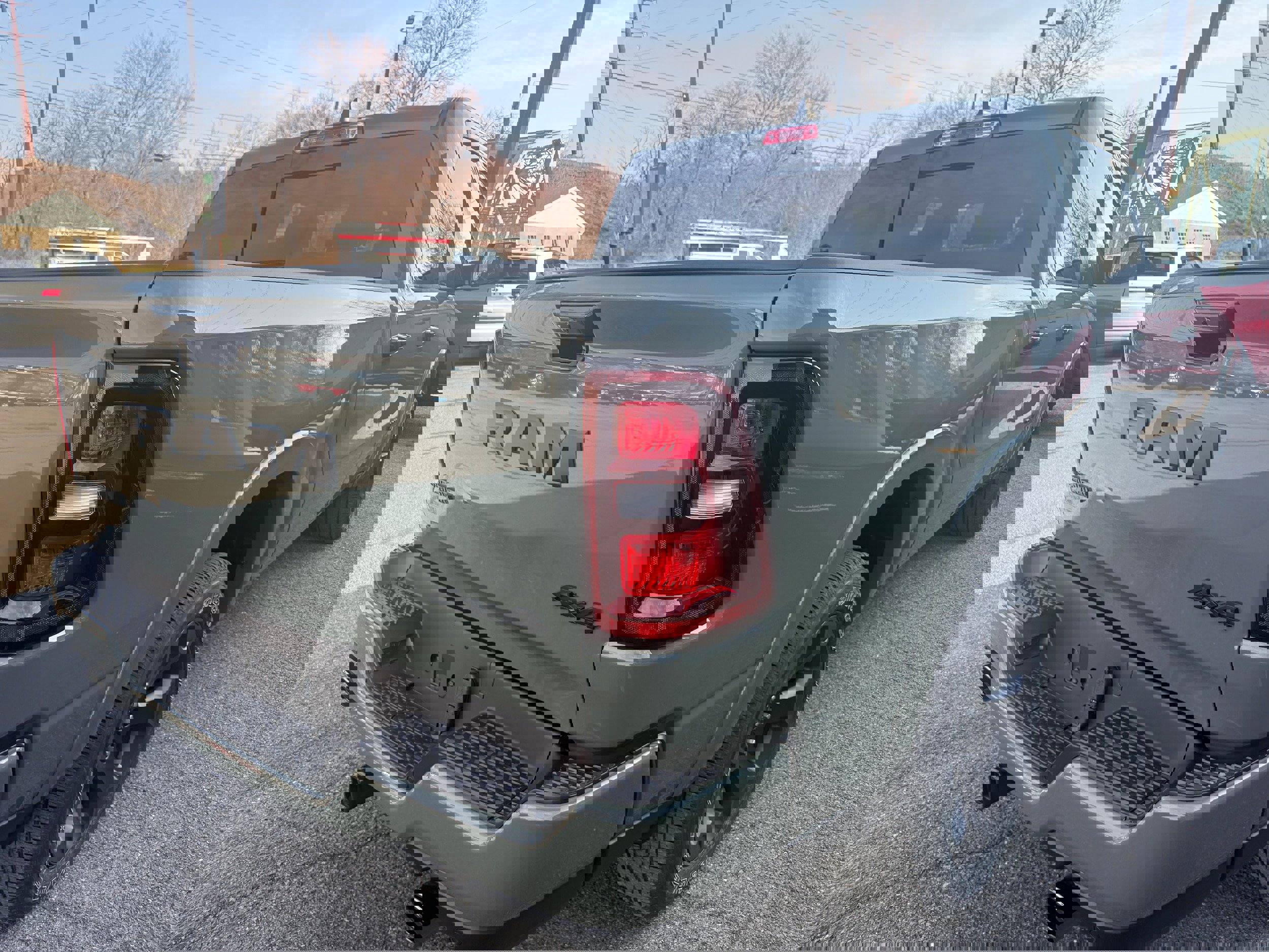 New 2026 RAM 1500 4x4 Crew Cab image 9