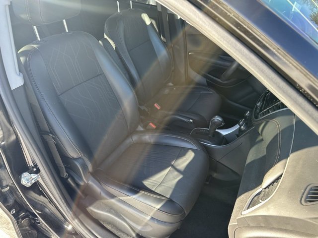 Used 2020 Chevrolet Trax LT w/ Driver Confidence Package image 11