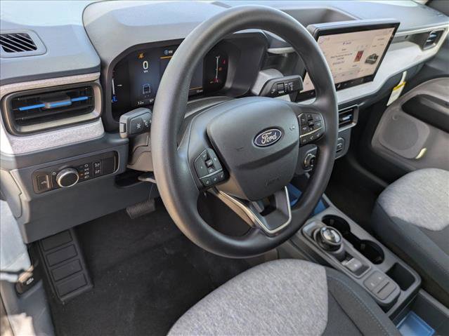 New 2025 Ford Maverick XLT image 9