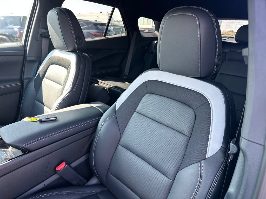 New 2026 Chevrolet Blazer EV LT AWD/4WD image 24