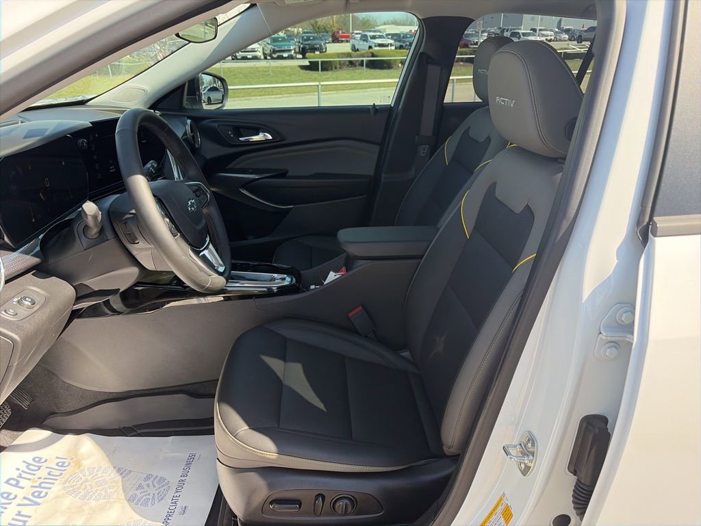 Certified 2025 Chevrolet Trax ACTIV w/ Sunroof Package image 48