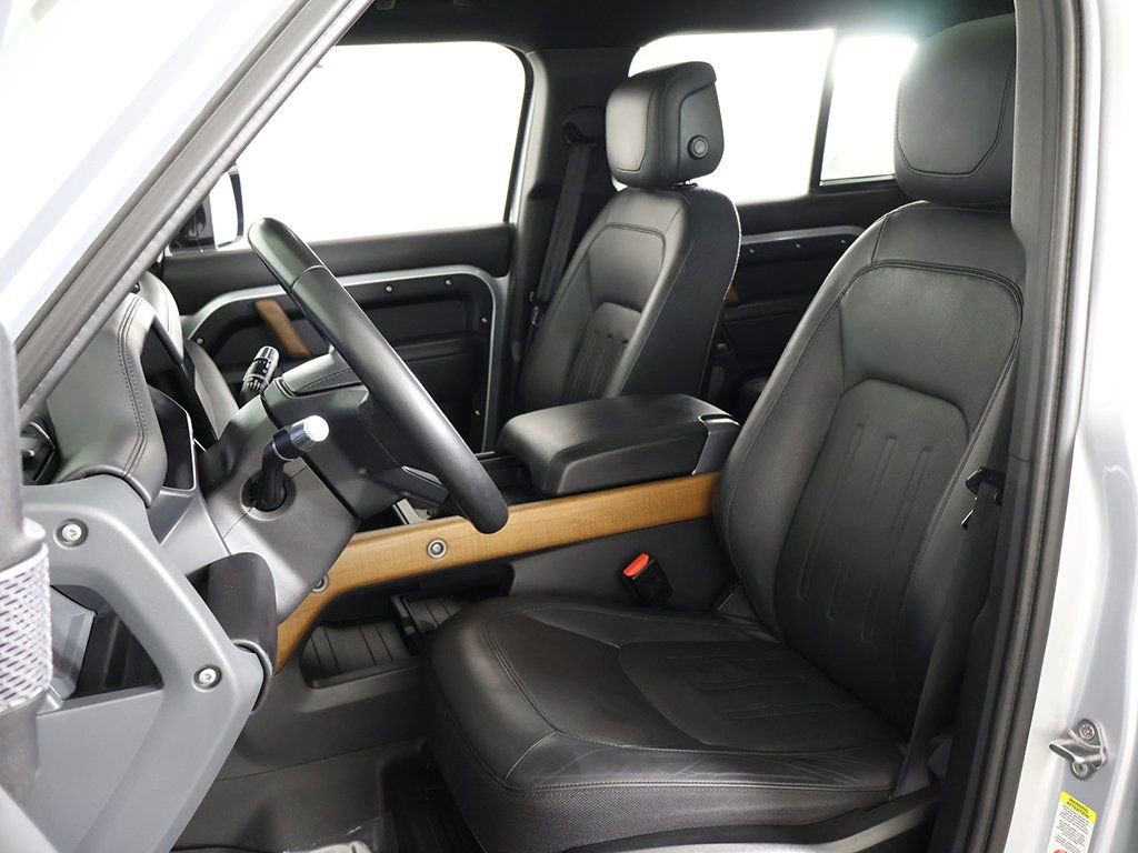 Used 2020 Land Rover Defender 110 X image 33