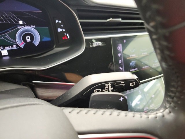 Used 2019 Audi Q8 Prestige image 61