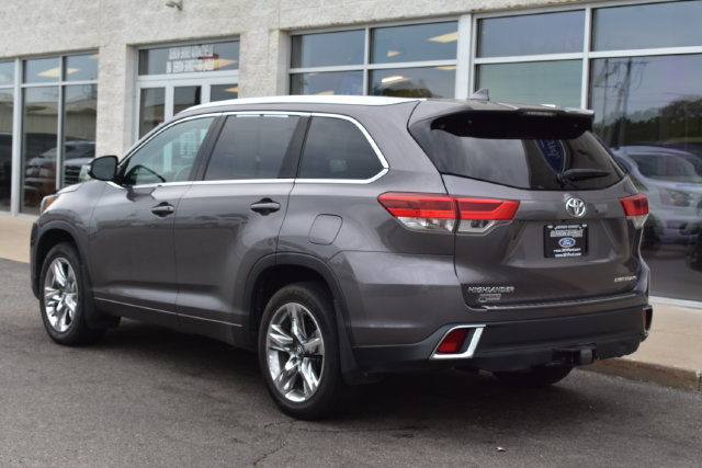 Used 2019 Toyota Highlander Limited AWD/4WD image 13