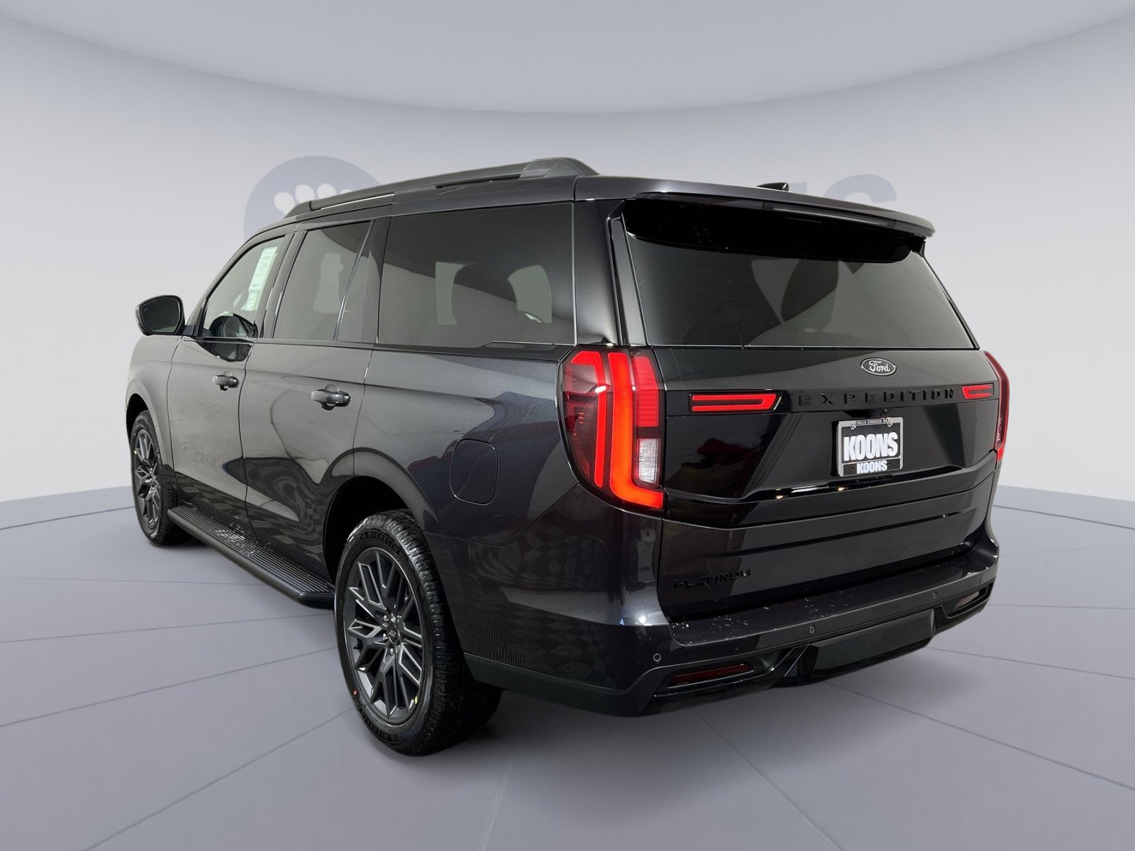 New 2026 Ford Expedition Platinum image 4