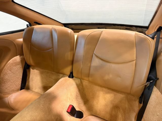 Used 2005 Porsche 911 Carrera RWD image 22