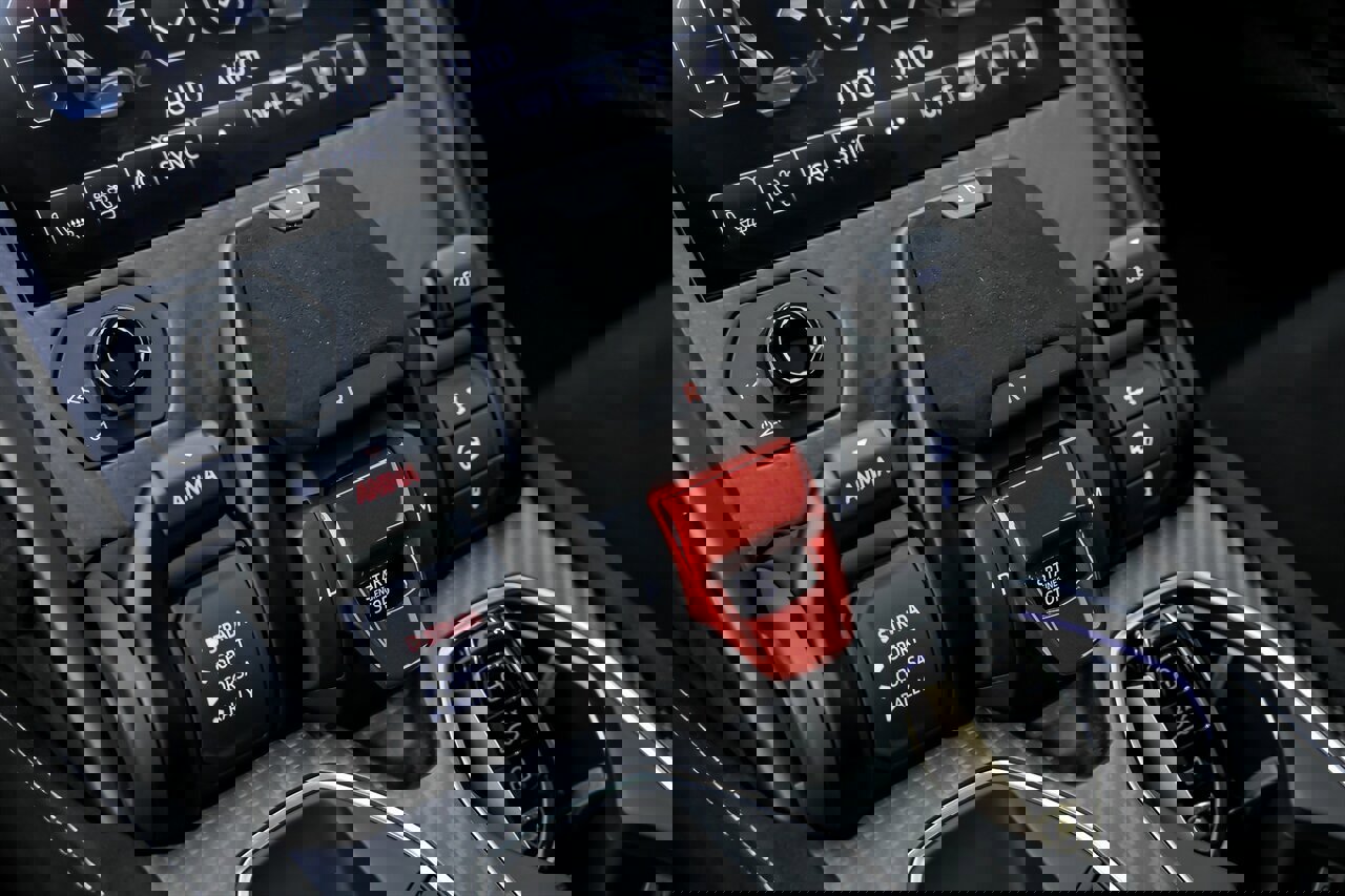 Used 2024 Lamborghini Urus Performante image 39