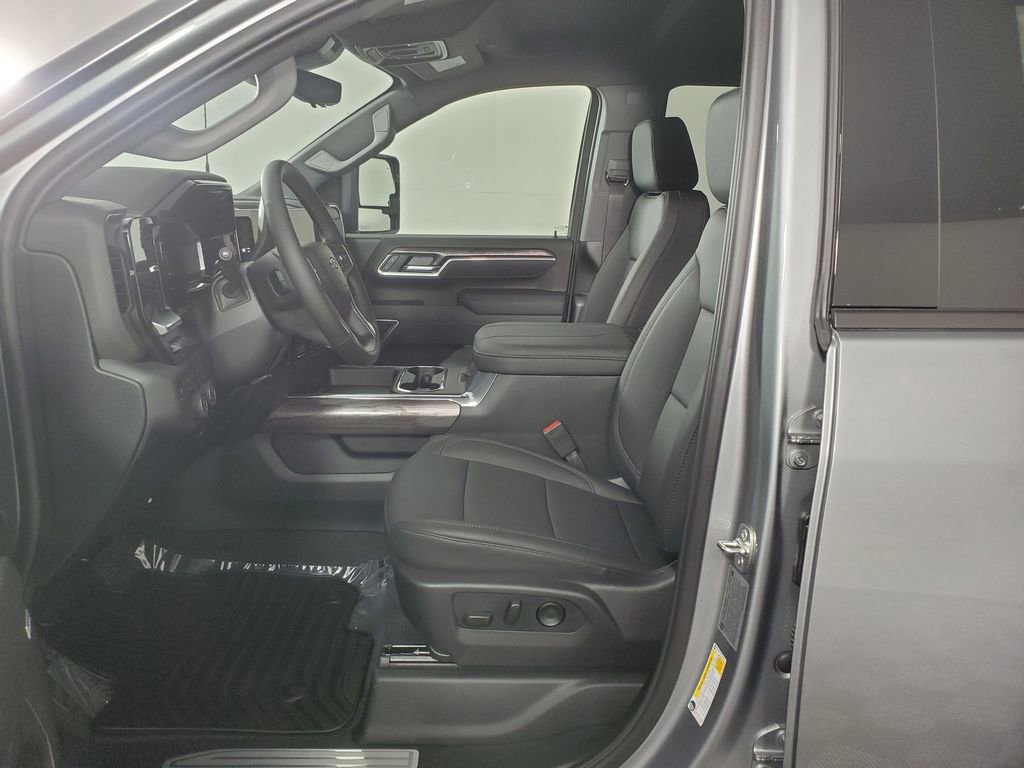 New 2026 Chevrolet Silverado 2500 LTZ w/ Trail Boss Package AWD/4WD image 10