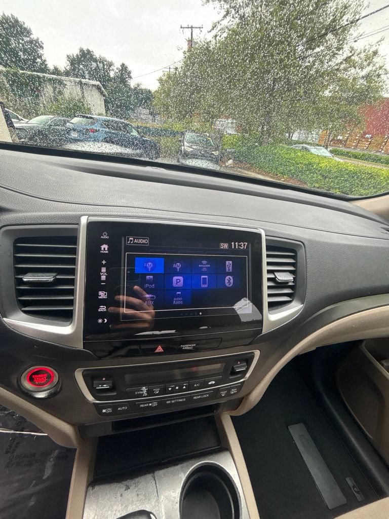 Used 2018 Honda Pilot EX image 13