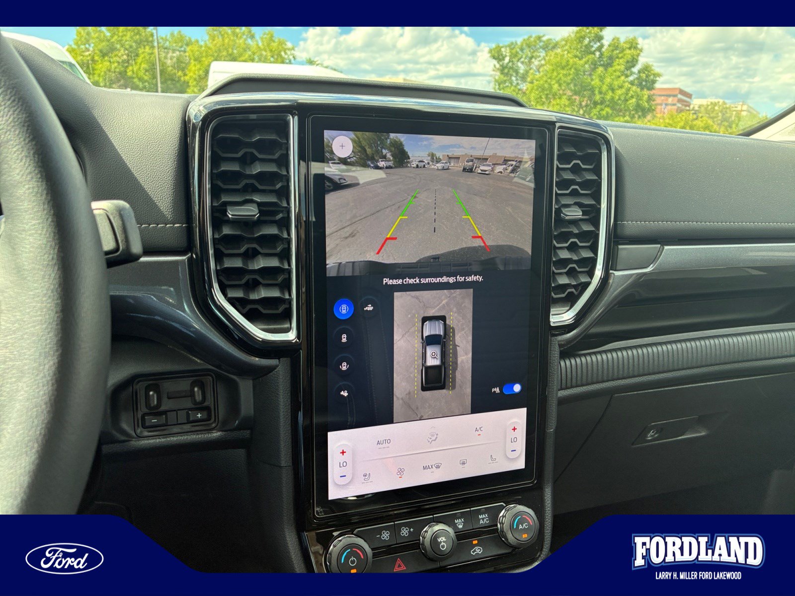 Used 2024 Ford Ranger Lariat w/ FX4 Off-Road Package AWD/4WD image 28