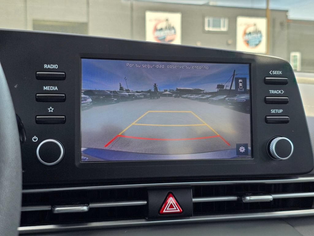 Used 2022 Hyundai Elantra SEL FWD image 21
