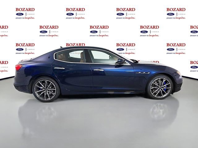 Used 2023 Maserati Ghibli Modena Q4 AWD/4WD image 9