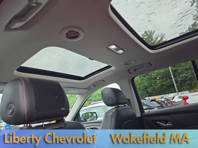 Used 2019 Chevrolet Traverse LT w/ LT Premium Package AWD/4WD image 11