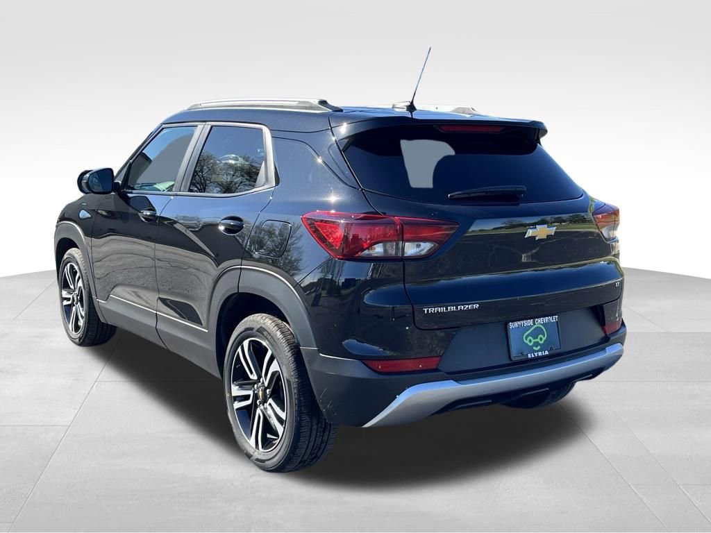 Used 2023 Chevrolet TrailBlazer LT FWD image 5