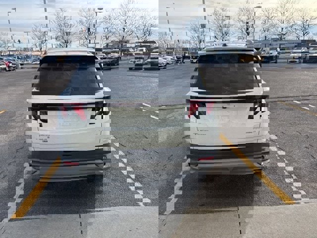 Used 2025 Hyundai Tucson Blue image 6