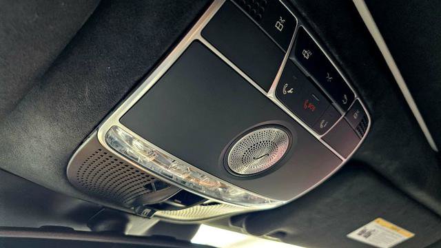 Used 2015 Mercedes-Benz S 63 AMG 4MATIC Sedan image 33