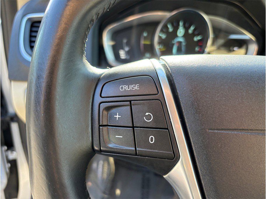 Used 2014 Volvo S60 T5 image 22