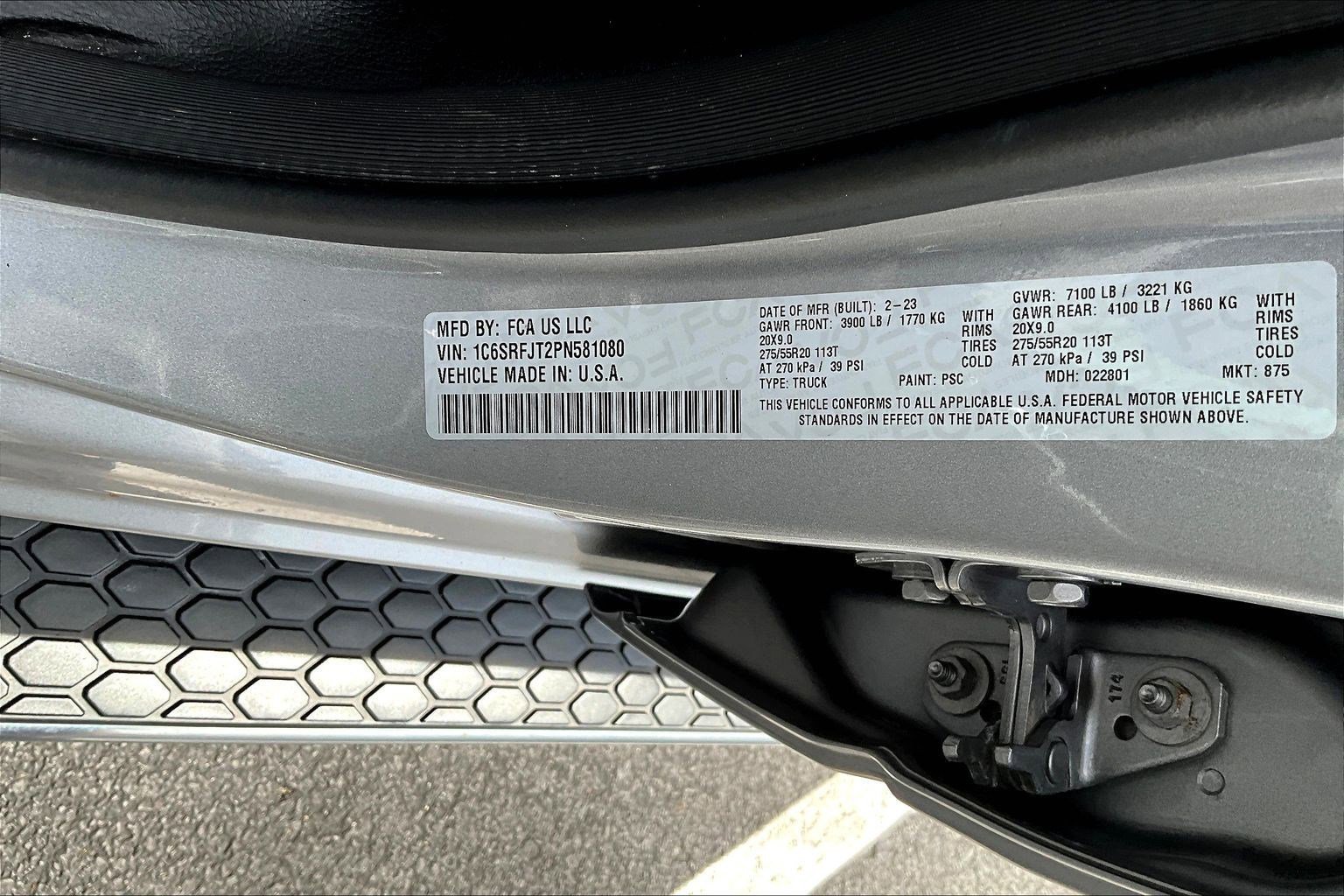 Used 2023 RAM 1500 Laramie AWD/4WD image 19