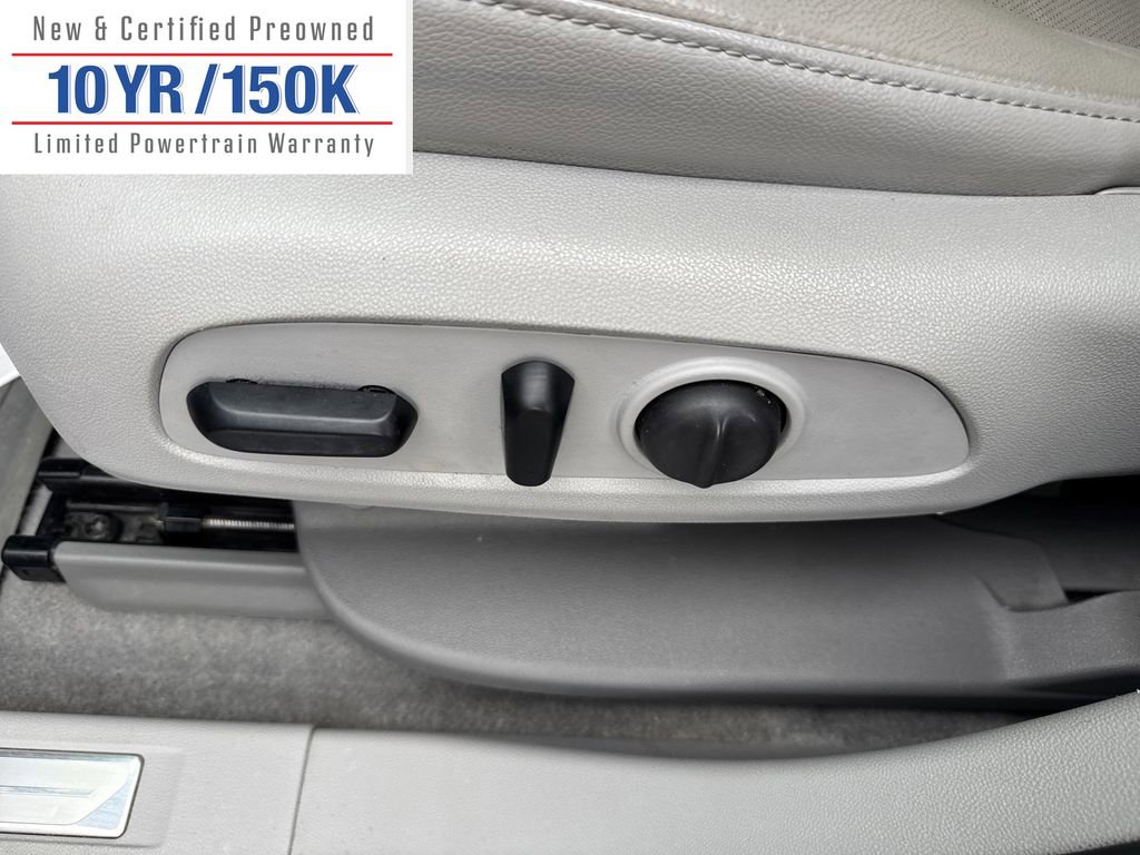 Used 2020 GMC Acadia SLT w/ LPO, Floor Liner Package image 16