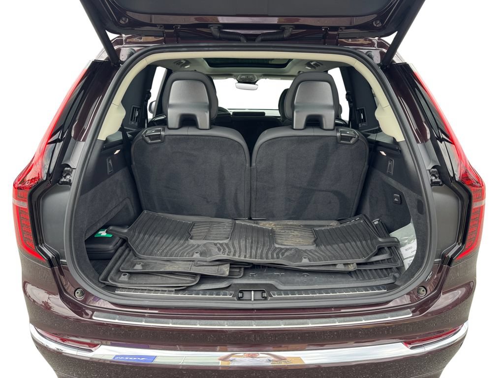 Used 2026 Volvo XC90 B5 Plus w/ Protection Package Premier AWD/4WD image 6