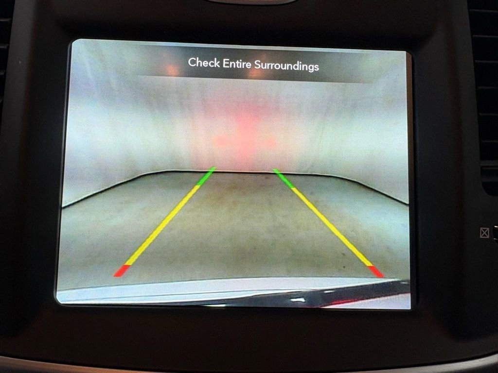 Used 2023 Chrysler 300 Touring L w/ Popular Equipment Group image 20