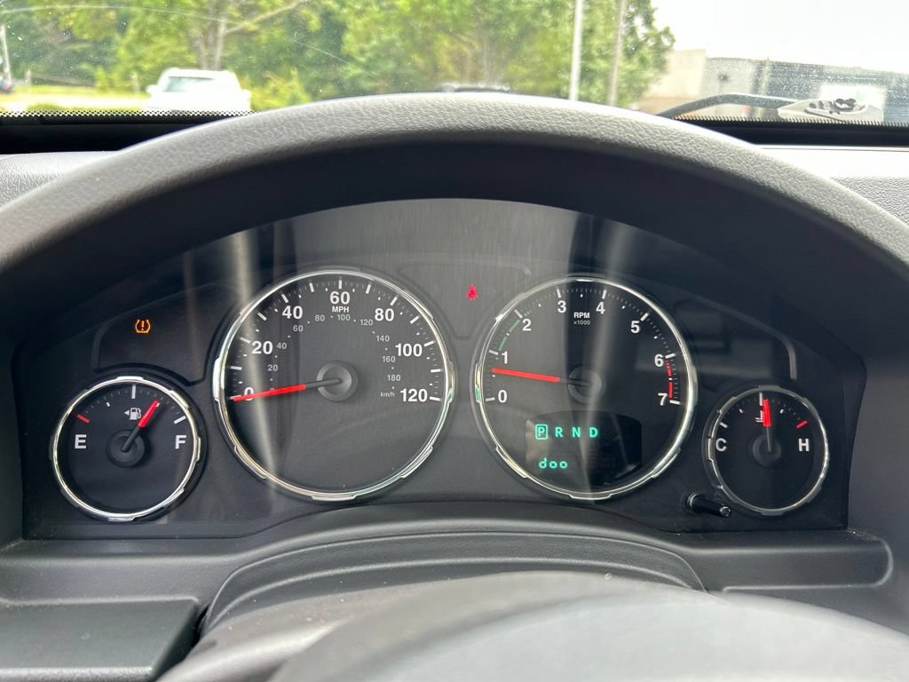 Used 2011 Jeep Liberty Sport RWD image 10