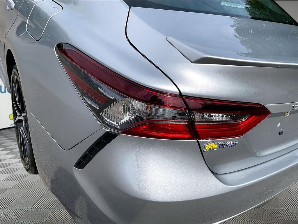 Used 2024 Toyota Camry SE FWD image 30