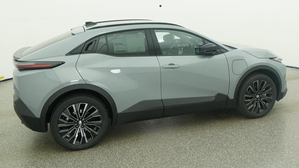 New 2026 Toyota C-HR AWD/4WD image 10