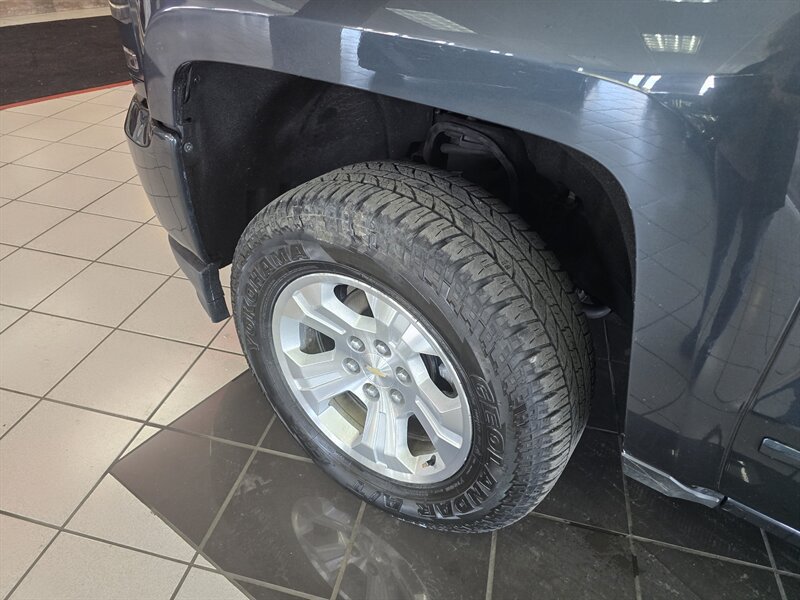 Used 2019 Chevrolet Silverado 1500 LT w/ All Star Edition AWD/4WD image 37