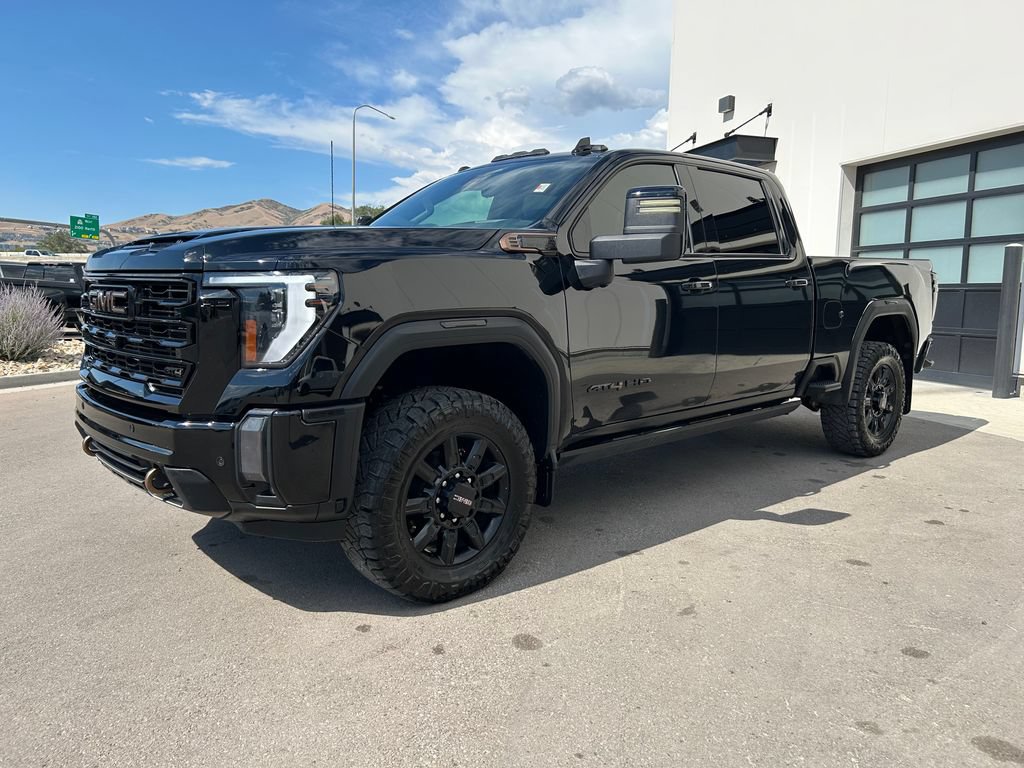 Used 2024 GMC Sierra 2500 AT4 w/ AT4 Premium Plus Package