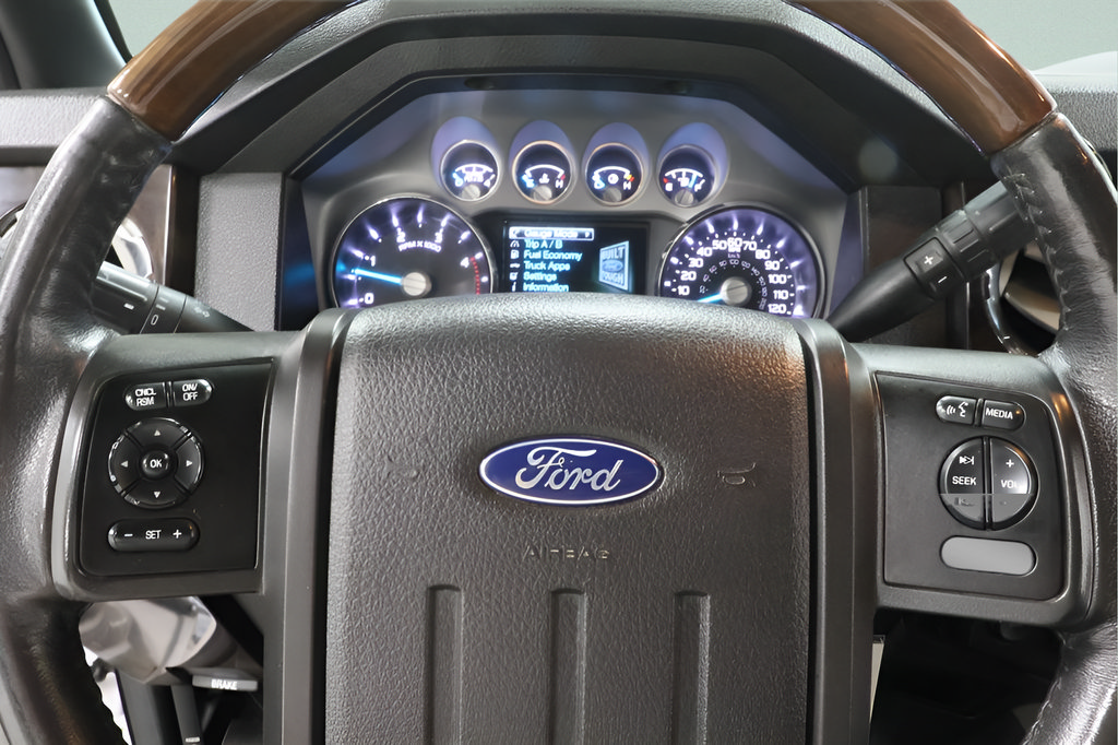 Used 2015 Ford F250 Platinum w/ Platinum Package AWD/4WD image 14