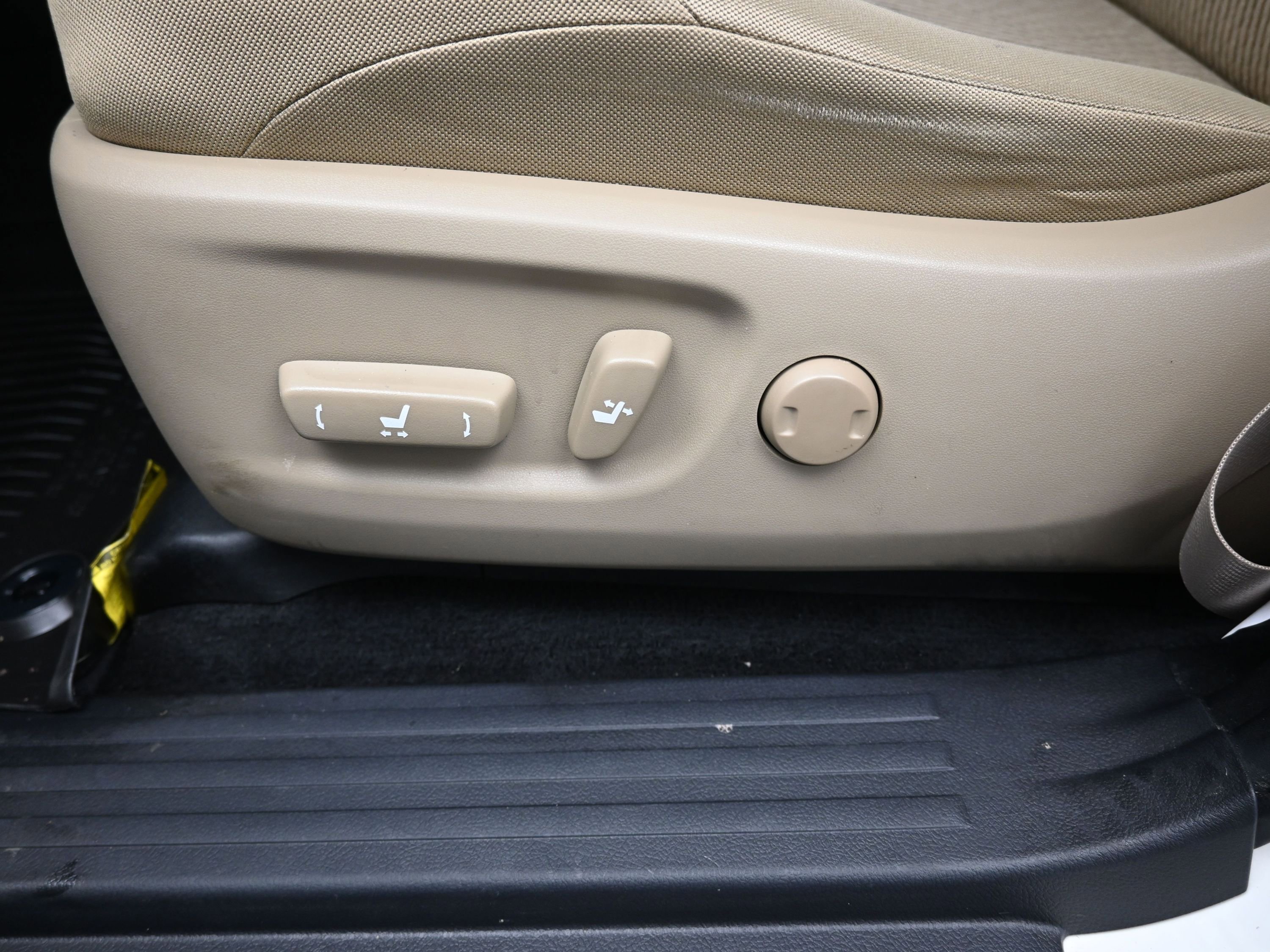 Certified 2023 Toyota 4Runner SR5 image 6