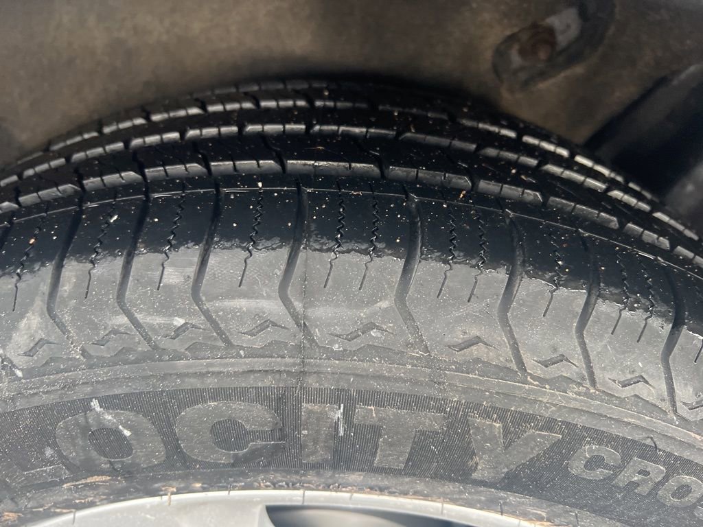 Used 2019 Toyota Sienna LE image 38