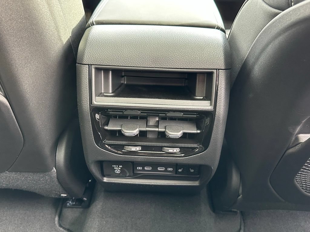 New 2026 Jeep Grand Cherokee Limited AWD/4WD image 20