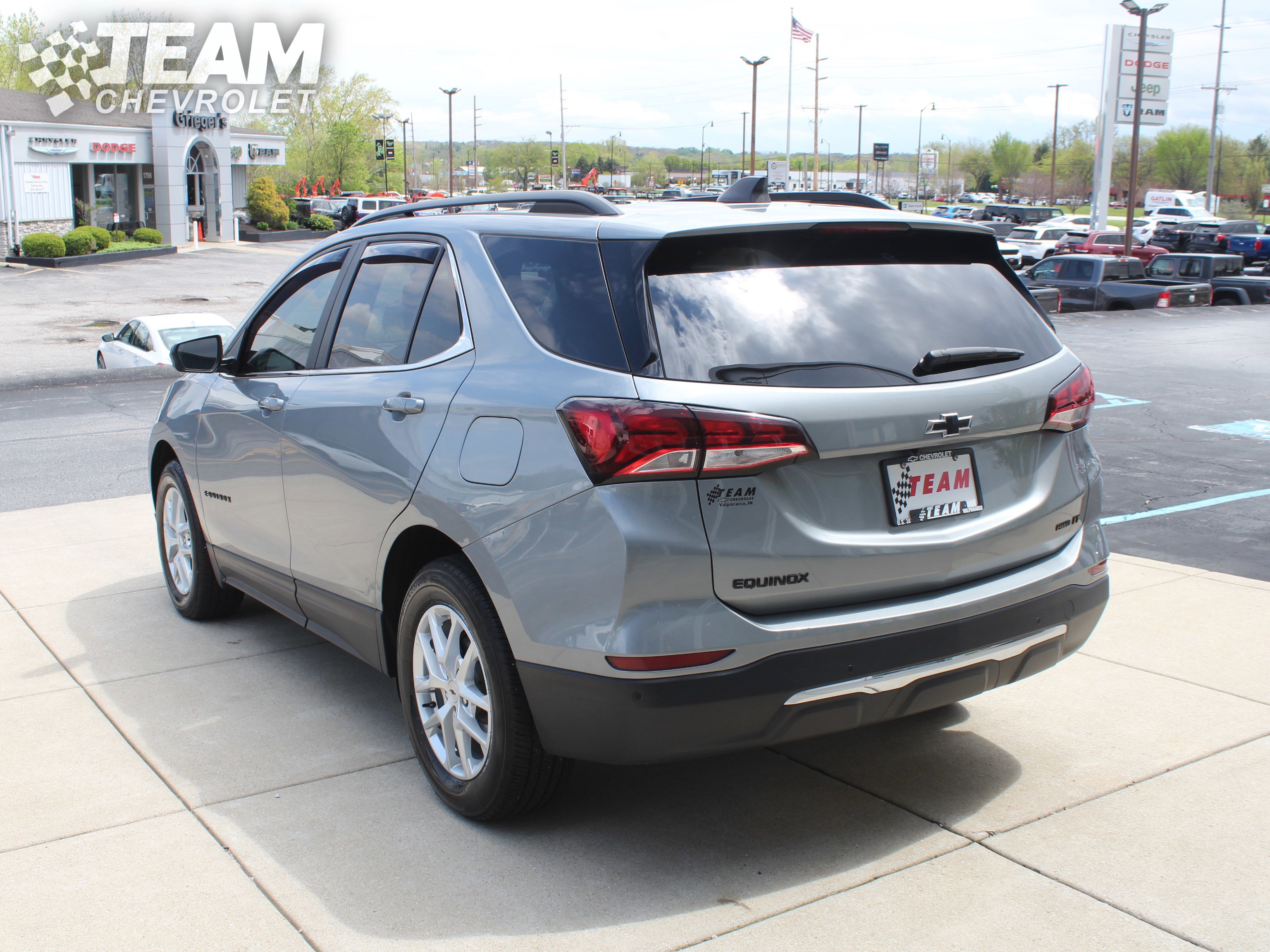 Used 2023 Chevrolet Equinox LT AWD/4WD image 6