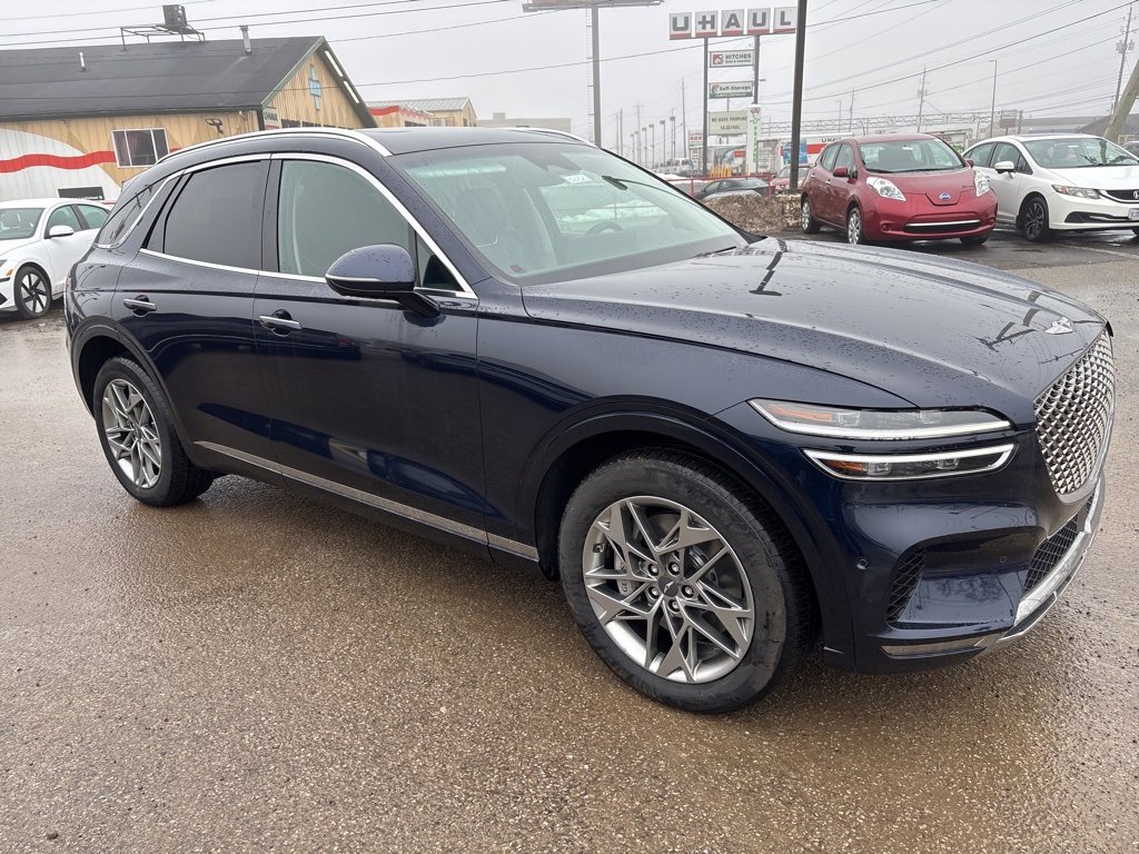 Used 2023 Genesis GV70 2.5T w/ Advanced Package image 7