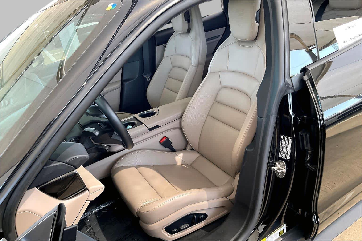 Used 2025 Porsche Taycan RWD image 7