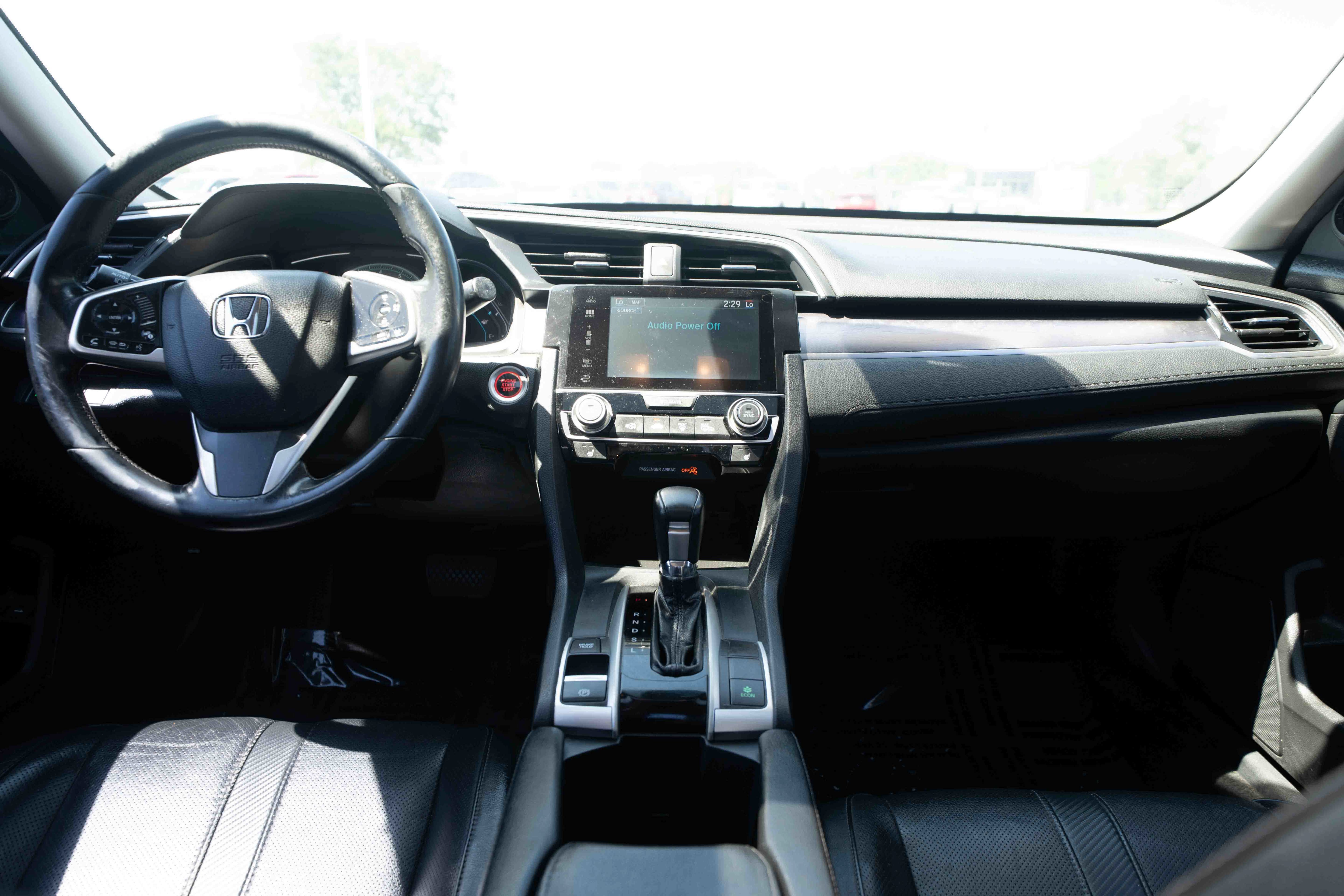 Used 2017 Honda Civic Touring image 20